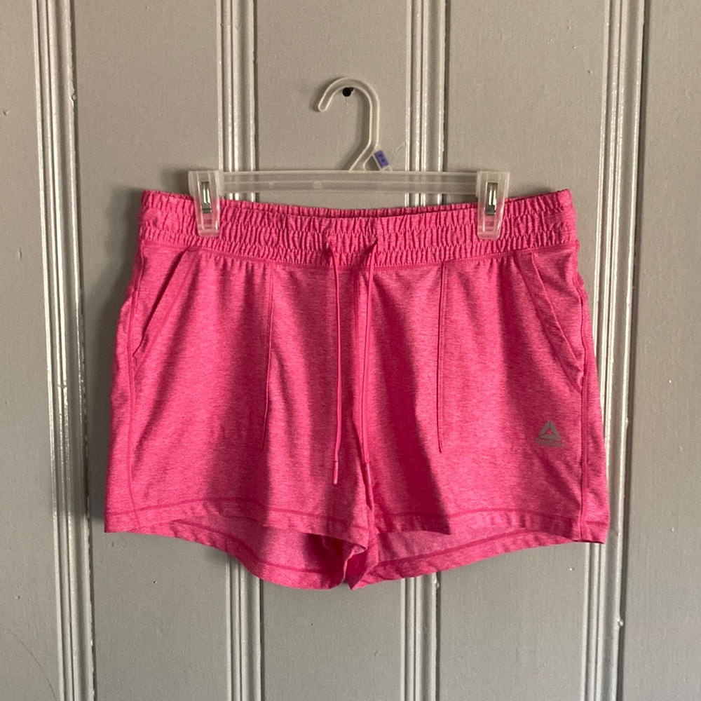 Brand NWOT Stunning Hot Pink Reebok Athletic Workout Running Sport Shorts Medium